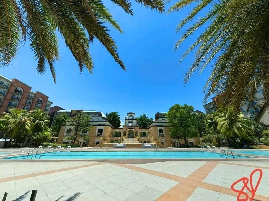 Apartment Condotel Near Airport Terminals